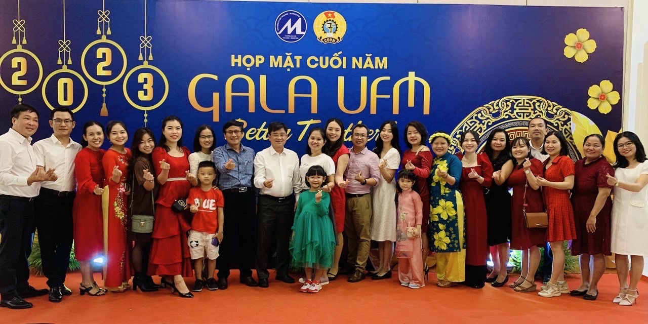 Quá trình phát triển Khoa Marketing